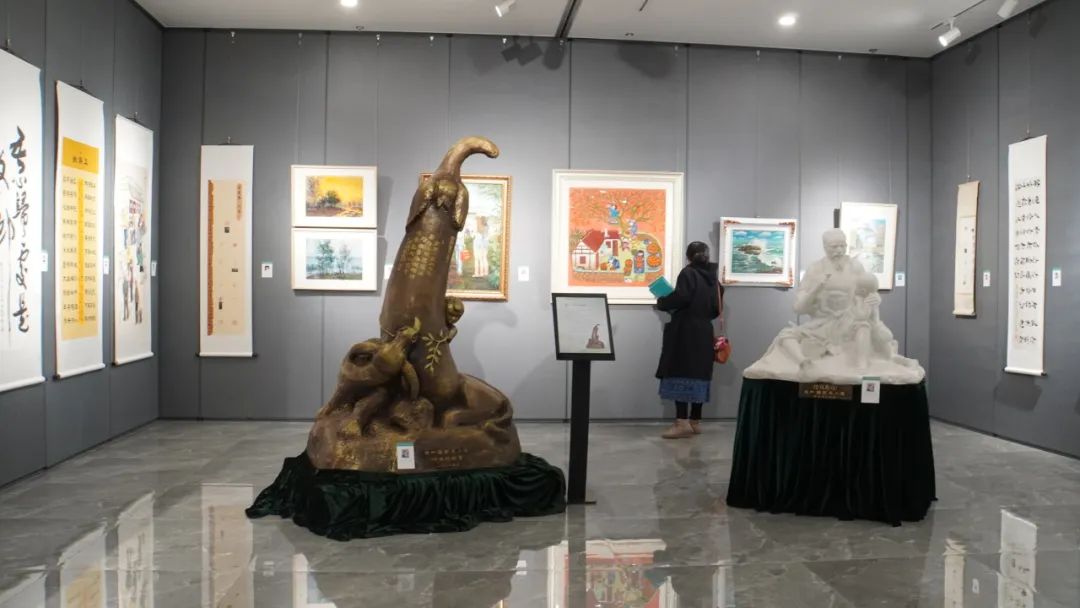 新泾地区百余名艺术家齐聚“艺·江南”大展(图6)