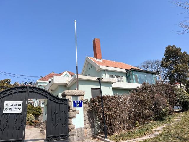 人文青岛墙绘故居藏于小巷中——福山支路彩绘出圈追溯背后的人文踪迹和文化密码(图14)