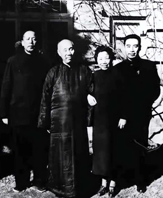 99年台湾开一家咖啡馆以毛主席命名火柴盒上印字更令人惊喜(图11)