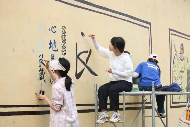 4年21个村260面墙！他们用双手为美丽乡村建设增色(图3)
