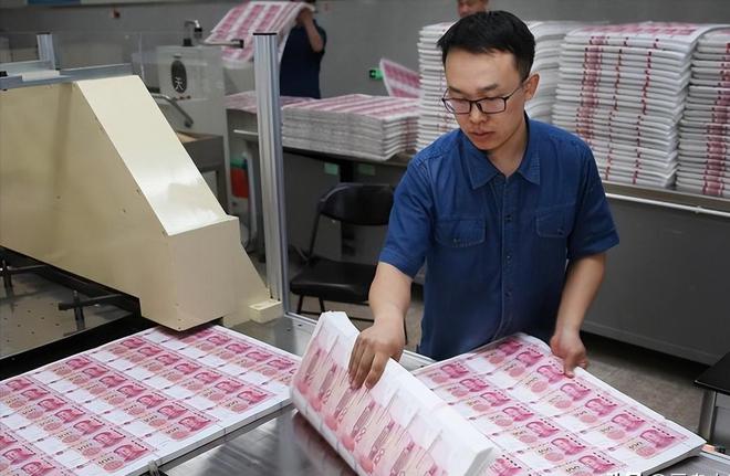大翻盘！彭云鹏3087亿人民币身家超越李嘉诚问鼎海外华人首富(图3)