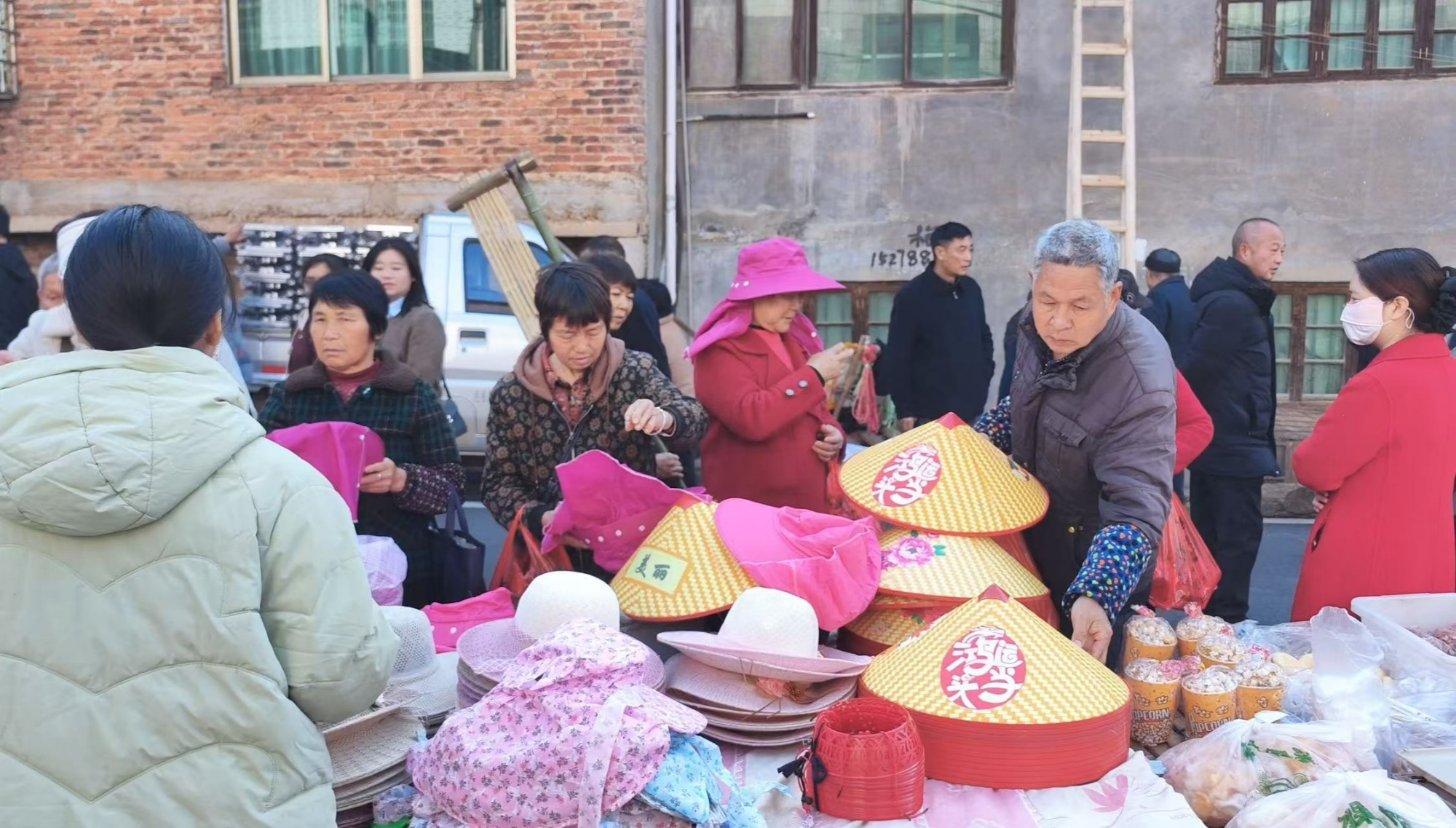 湖南衡东传统民俗“赶分社”激活发展新动能(图2) 湖南衡东传统民俗“赶分社”激活发展新动能(图2)